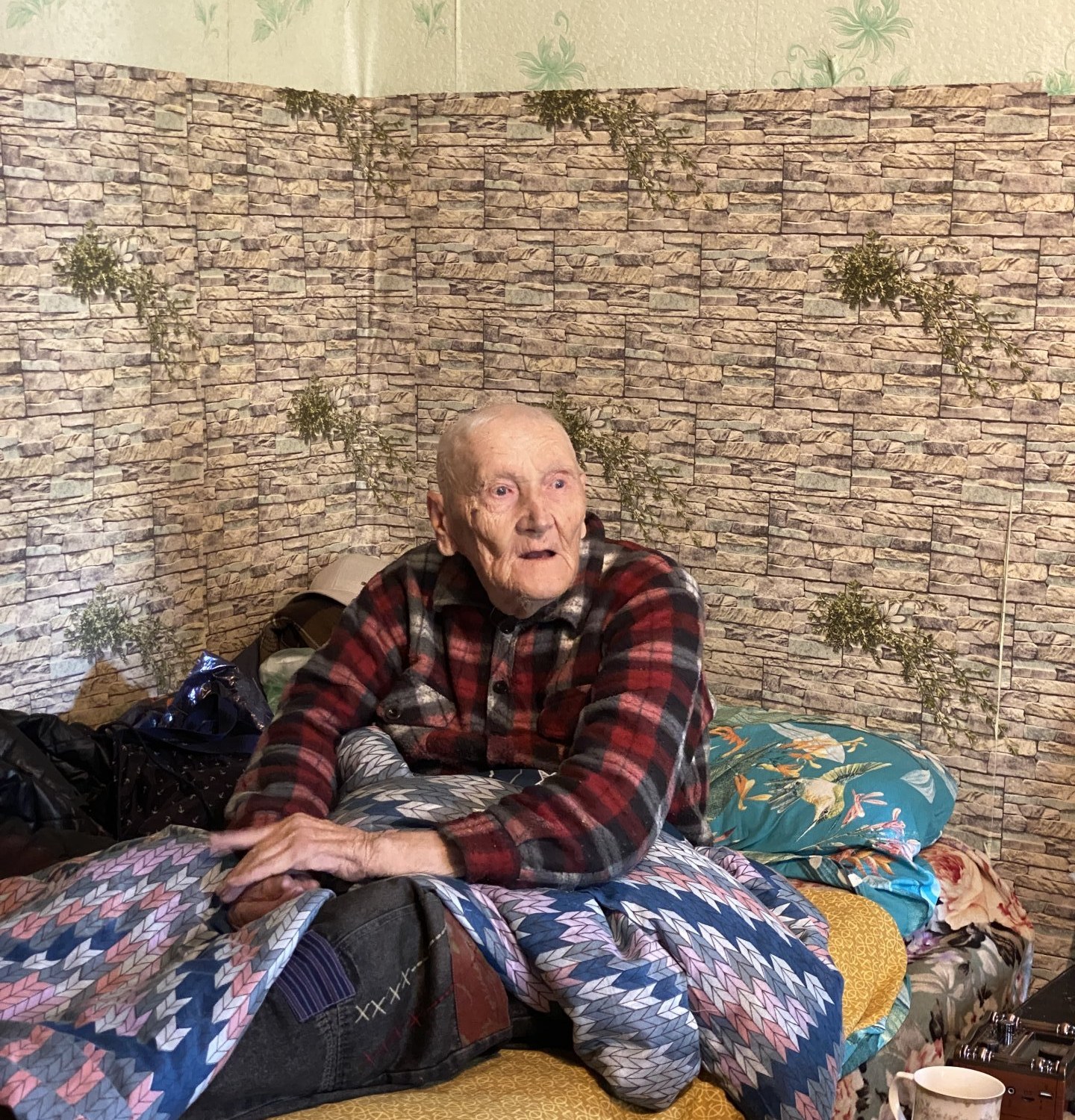Пожилой человек